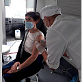 В Горно-Алтайске продолжают работать пункты вакцинации от коронавируса