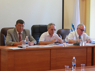 На очередной сессии депутаты внесли изменения в устав Горно-Алтайска