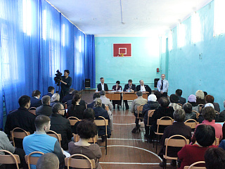 Очередная встреча мэрии и депутатов с горожанами прошла в школе №7