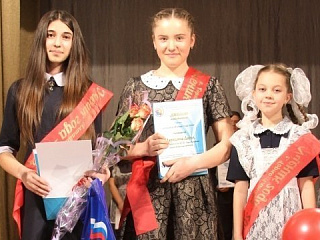 В Горно-Алтайске завершился городской конкурс «Ученик года»