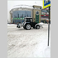 В Горно-Алтайске продолжается работа по очистке дорог от снега