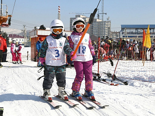 СДЮСШ по горным лыжам и сноуборду Горно-Алтайска празднует юбилей