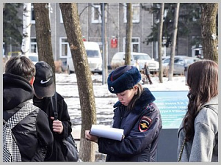 Специалисты комиссии по делам несовершеннолетних проводят рейды по Горно-Алтайску