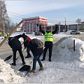 «Молодой Горный» и Молодежные трудовые отряды помогают в ликвидации последствий снегопада