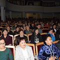 Многодетную маму из Горно-Алтайска наградили в честь Дня матери