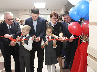 В Горно-Алтайске после капитального ремонта открылось здание Гимназии № 9