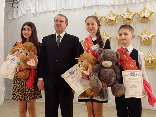 Учащаяся школы №13 Горно-Алтайска стала победителем «Ученика года»