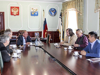 Состоялась встреча мэра с Александром Иншаковым