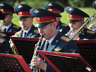 Военный оркестр из Бийска  приглашает горожан на концерт