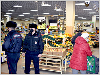 Носите маску: в Горно-Алтайске продолжаются рейды по соблюдению масочного режима