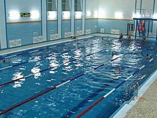 Команда ОАО «Водоканал» победила в соревнованиях по плаванию