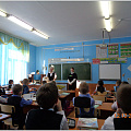 Сотрудники городской администрации провели открытый урок в начальной школе №5