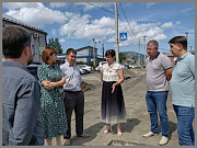 Ольга Сафронова встретилась с подрядчиками, выполняющими работы по газификации и ремонту дороги на улице Ленина