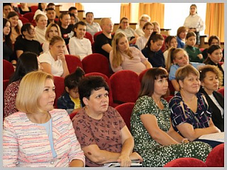 В Горно-Алтайске состоялось информационно-просветительское мероприятие для будущих мам