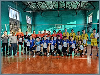 В Горно-Алтайске состоялась Спартакиада учебных заведений города по волейболу среди юношей