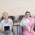 Семье Щербак из Горно-Алтайска вручена медаль "За любовь и верность" 