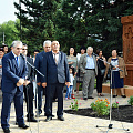 Памятник дружбы народов России и Армении открыли в Горно-Алтайске
