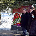 Мэр возложил цветы к памятникам воинам-интернационалистам