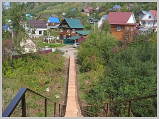 В Горно-Алтайске обустроили пешеходную лестницу по улице Средней