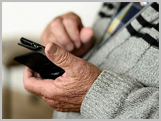 Телефонные мошенники: Пенсионер из Горно-Алтайска лишился 100 тысяч рублей