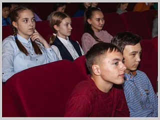«Добрые уроки» для волонтеров и школьников проходят в Горно-Алтайске
