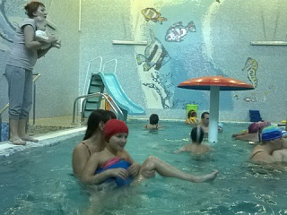 Час активного отдыха для детей-инвалидов» в бассейне города Горно-Алтайска
