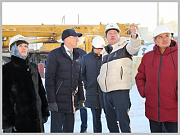 Олег Хорохордин проверил строительство физкультурно-оздоровительного комплекса в Горно-Алтайске