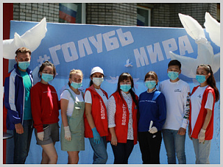 Горно-Алтайск присоединился к всероссийскому флэшмобу «Голубь Мира»
